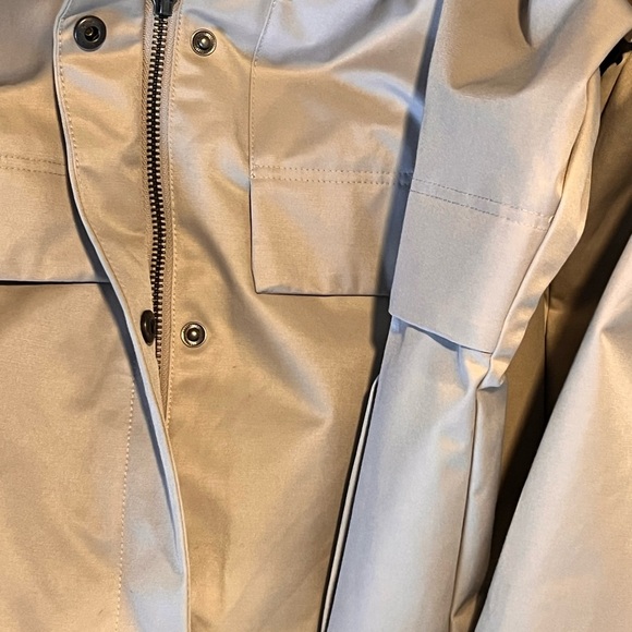 Women's Authentic NFL Super Bowl LIX Staff All-Weather Beige Jacket Sz. S  NWOT - Picture 11 of 13